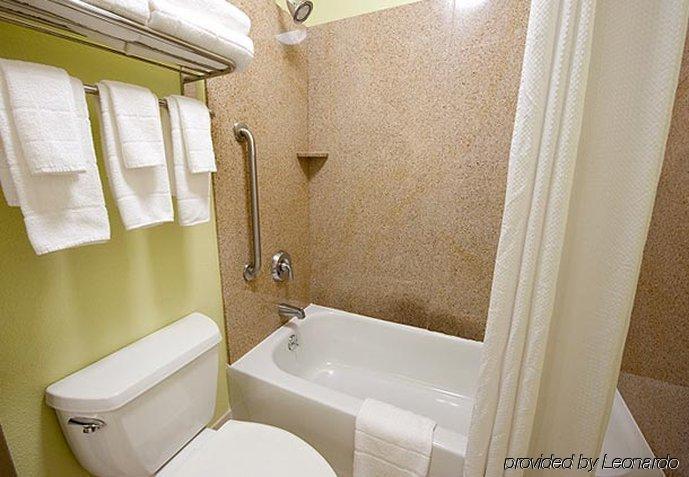 Springhill Suites Shreveport-Bossier City/Louisiana Downs Room photo